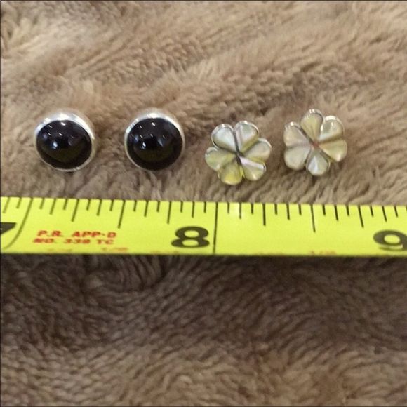 Sterling Silver Stud Bundle - Onyx Cabochon & Mother of Pearl Floral Inlay - Picture 7 of 11